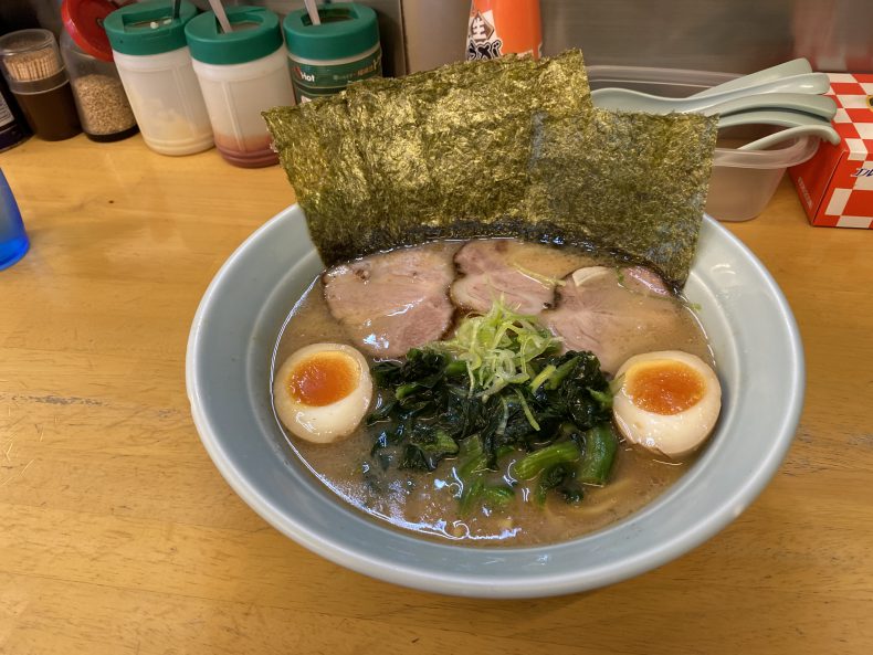 横浜ラーメン　味付けたまご